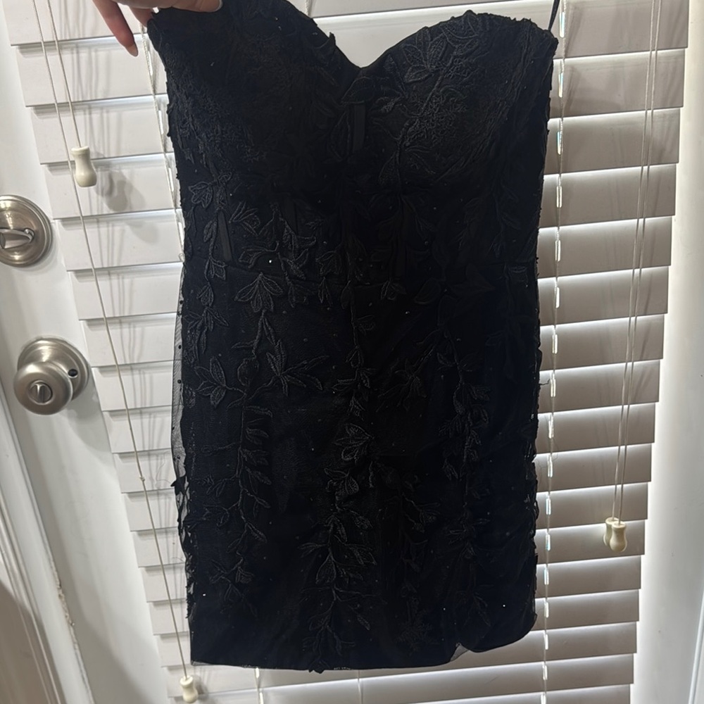 Elegant Black Lace Dress